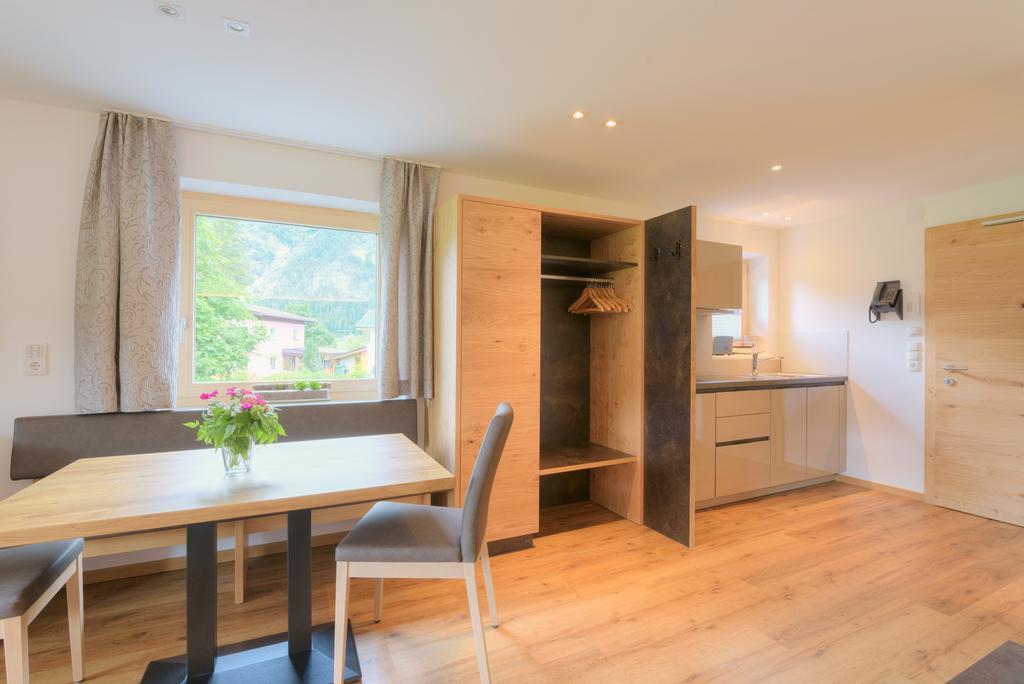 Aktiv Apartments Leutasch Rom bilde