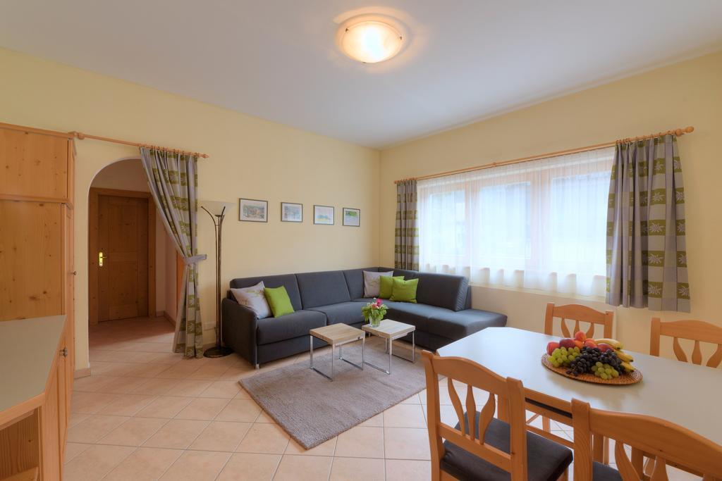 Aktiv Apartments Leutasch Rom bilde